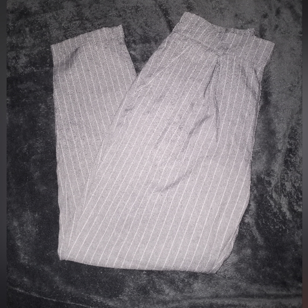 Harmony & Havoc Gray Pinstripe Pants Size 12